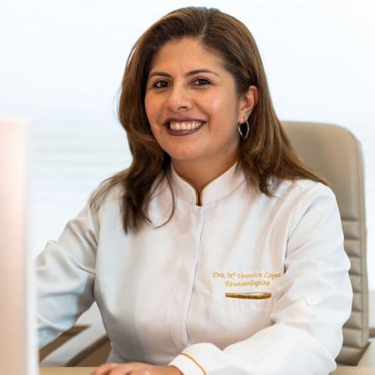 Foto de Dra. Maria Verônica Lopez Gutierrez, Reumatologista